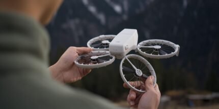 DJI Flip: طائرة درون كاميرا Vlog مع تصوير 4K/60fps HDR